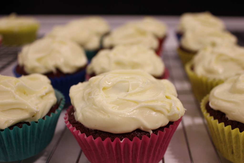 Easy red velvet cupcakes