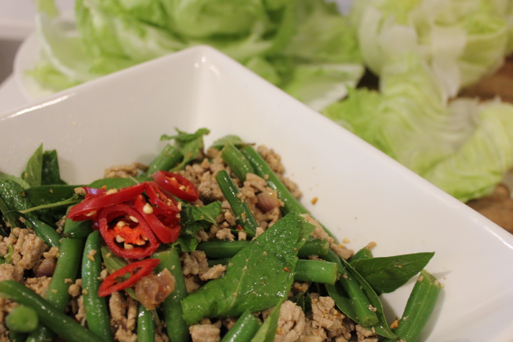 Healthy Thai pork larb